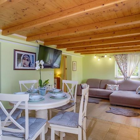 Isabela Apartment Mali Losinj Bagian luar foto
