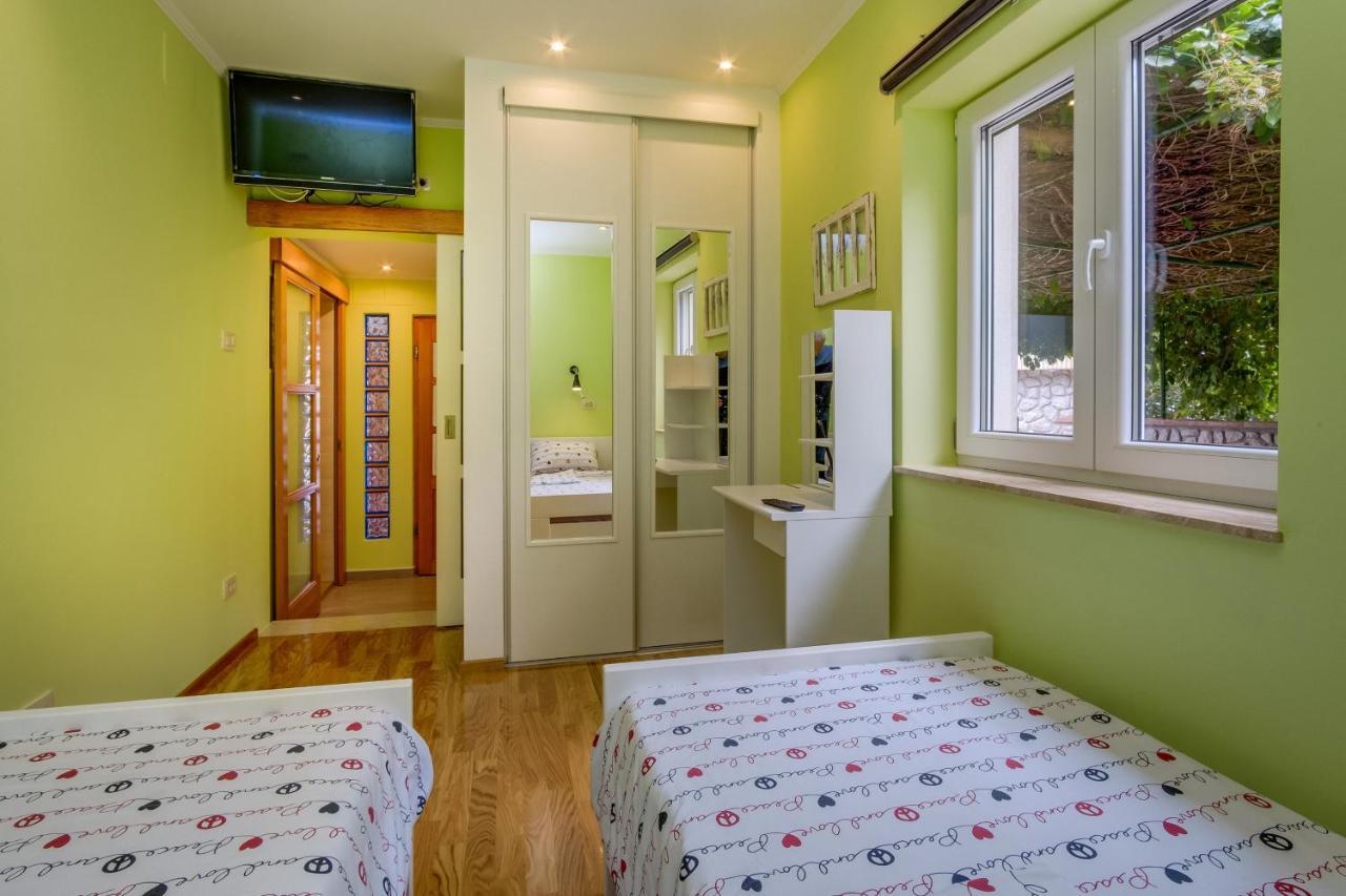 Isabela Apartment Mali Losinj Bagian luar foto