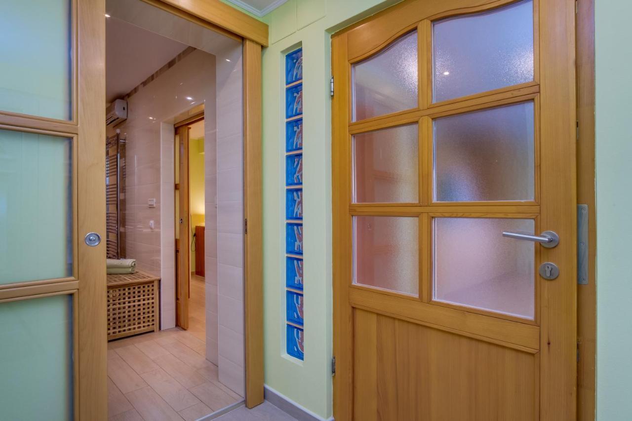 Isabela Apartment Mali Losinj Bagian luar foto