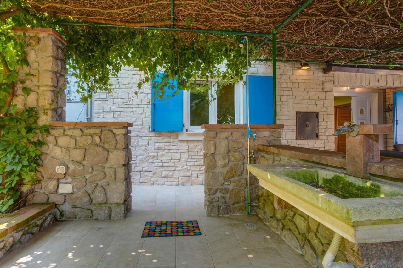 Isabela Apartment Mali Losinj Bagian luar foto