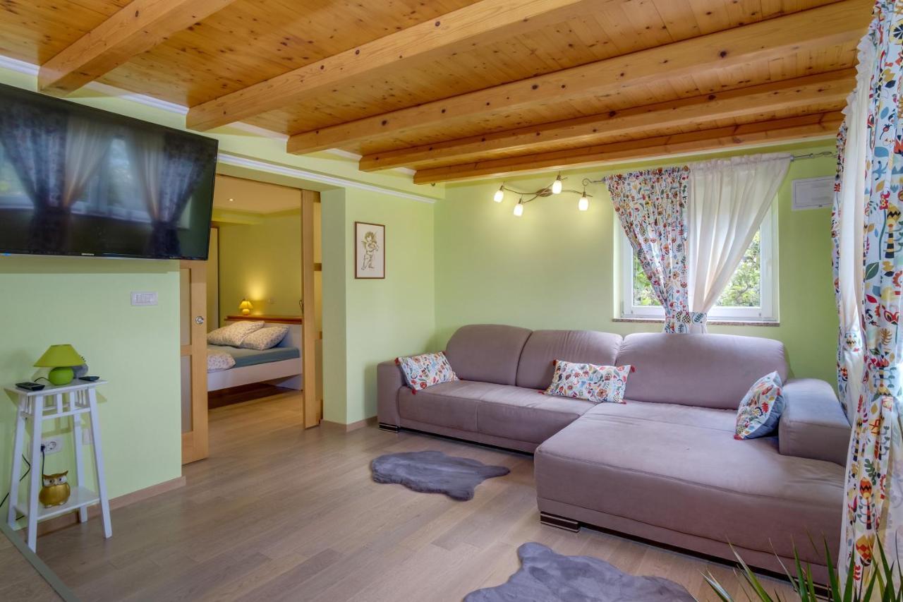 Isabela Apartment Mali Losinj Bagian luar foto