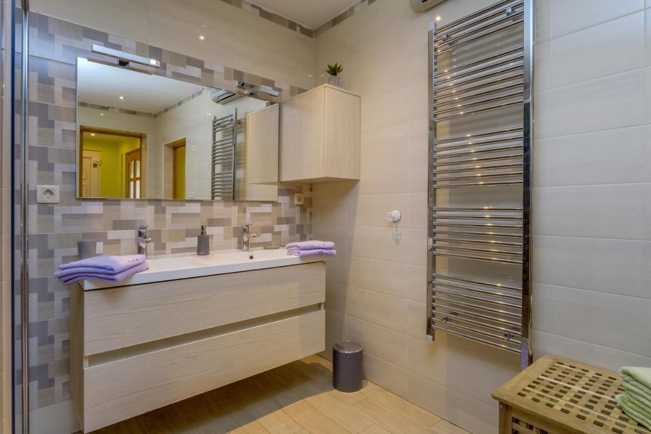 Isabela Apartment Mali Losinj Bagian luar foto